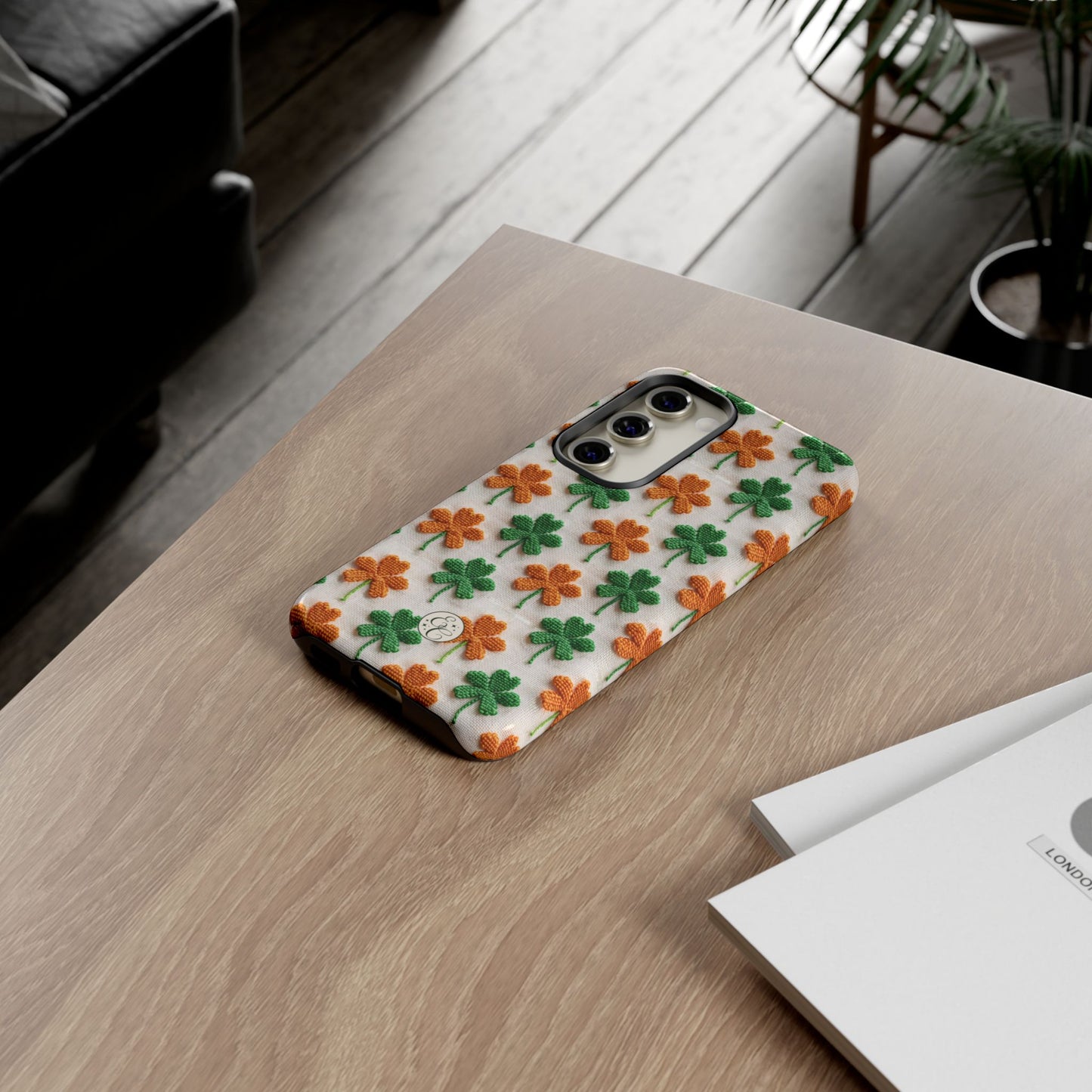 Lucky Shamrock Pattern Tough Phone Case